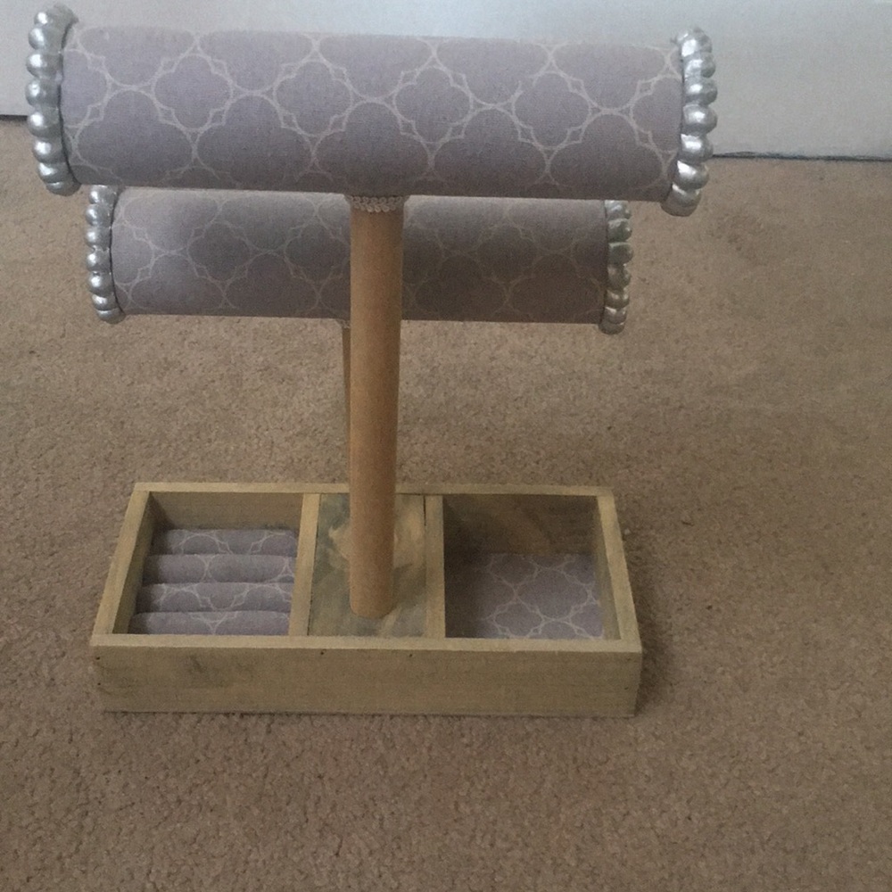 Great Jewelry Organizer - Picture 4 of 4